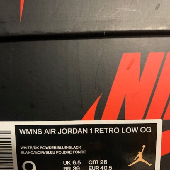 Wmns Air Jordan 1 Retro Low OG UNC - Brand New - Picture 3 of 6